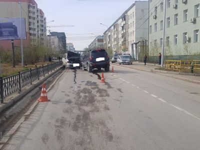 В Якутске пьяный водитель устроил ДТП