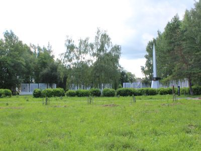 Братская могила советских воинов