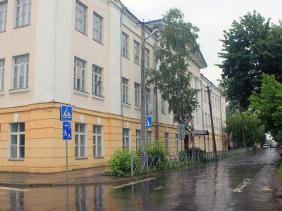 Школа, где с 1934 по 1941 гг. учился Герой Советского Союза К.А. Песков