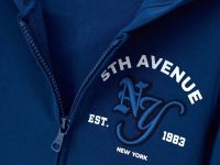 Толстовка на молнии для мальчика