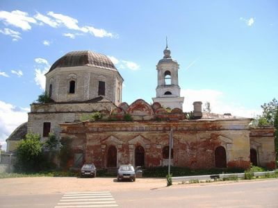 Троицкая церковь с росписями