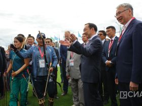 В селе Ытык-Кюель торжественно открыли стадион «Дьулуруйар Ньургун Боотур»