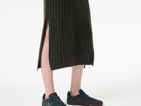 Женское обтягивающее шерстяное платье Lacoste