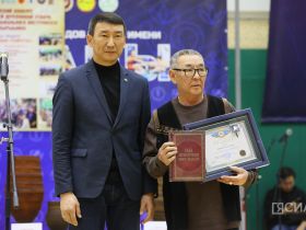 В Якутске стартовал фестиваль-конкурс деревянных изделий