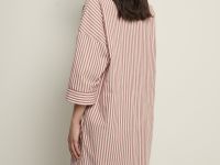 Платье в полоску с отложным воротником