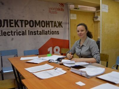 Энергетики ДРСК оказали поддержку Алданскому политехническому техникуму