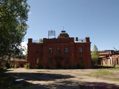 Производственный корпус с водонапорной (часовой)  башней