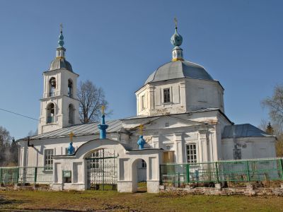 Ограда с воротами