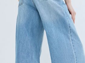 Прямые джинсы с поясом-цепочкой с жемчугом, Голубой