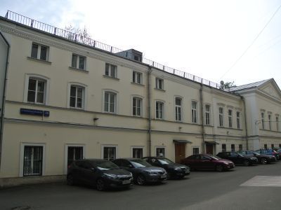 Жилой дом с палатами