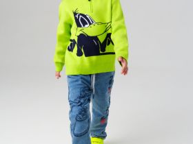 Свитер трикотажный для мальчиков