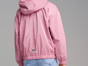 Куртка текстильная с полиуретановым покрытием для девочек