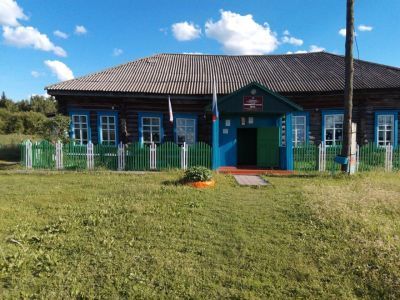 Старопойменская сельская библиотека