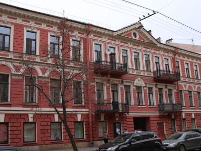 Дом, где жили в 1824 г. писатель Грибоедов А.С. и поэт, декабрист Одоевский А.И.