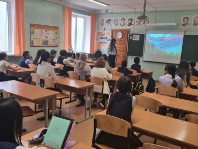 Со школьниками Якутска поговорили о равных возможностях в обществе