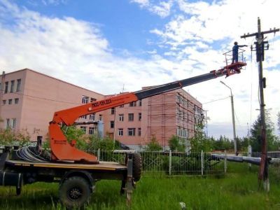 Энергетики ведут капитальный ремонт линий в микрорайоне Марха