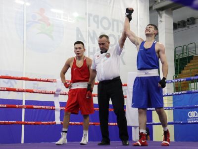 В Мирном за путёвки на чемпионат России сразятся 30 боксёров Якутии