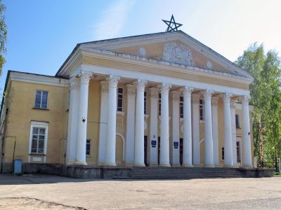 Межпоселенческая центральная районная библиотека г. Никольска