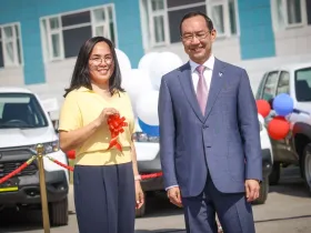 17 новых автомобилей передали районным больницам Якутии