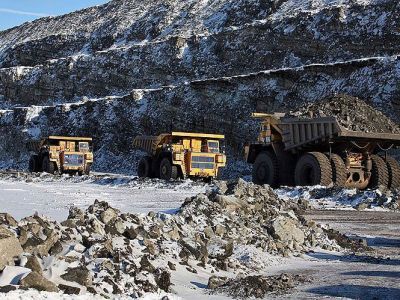 Студенты проходят производственную практику в "Якутугле"