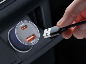 Автомобильное зарядное устройство Deppa USB-A + USB-C, PD, QC, 75 Вт синий