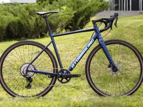 Шоссейный велосипед Atom Tundra Evo, год 2025, цвет Синий, ростовка 19