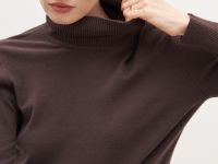 Базовая женская водолазка с высокой горловиной