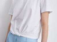 Футболка с узлом