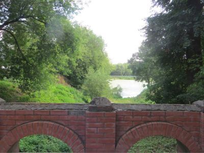 Парк с прудами