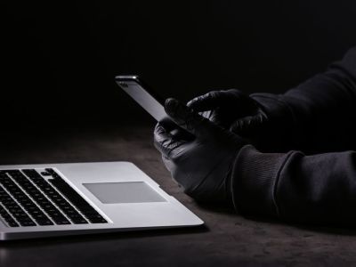 Чтобы отдать мошенникам деньги...даже такси