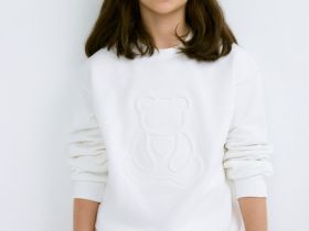 Свитшот с объёмным принтом для девочек, Белый