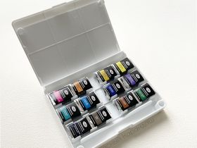 Набор акварели Гамма "Старый Мастер", 12 цв*2,6 мл, кюветы, пластик.пенал