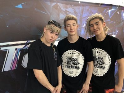 Флешмоб на борту самолета. Авиакомпания «Якутия» исполняет мечты