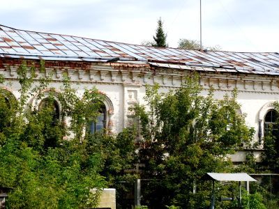 Каменный двухэтажный дом