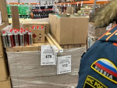 Не соблюдаем тишину и выезжаем на лед