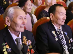 В Якутске состоялся праздничный вечер «Фейерверк Победы»