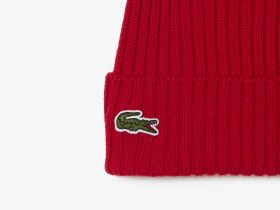 Шерстяная шапка Lacoste унисекс в рубчик