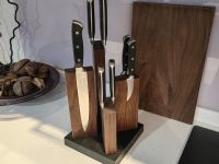 Подставка для ножей магнитная Woodinhome Stonehenge KS051SWN-ST, орех/мрамор