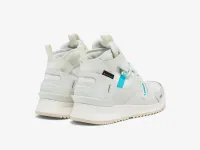 Женские зимние ботинки Lacoste RUN BREAKER