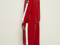 Олимпийка с контрастной отделкой из капсулы ретро