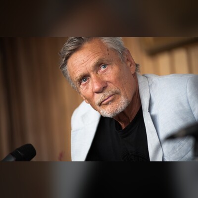 Александр Михайлов