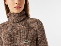 Шерстяное платье Lacoste с высоким воротом