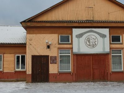 Клуб п. Усть-Мана