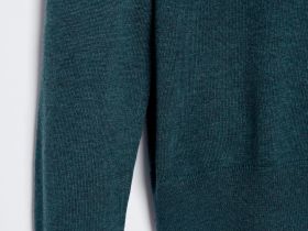 Водолазка прямого силуэта