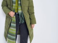 Пуховое стеганое пальто с капюшоном