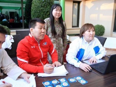 Спортсменов 42 стран мира собрал мас-рестлинг в Саудовской Аравии