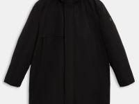 Утепленное пальто со съемным капюшоном