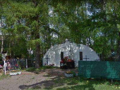 Братская могила советских воинов