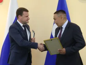 Алексей Чекунков вручил «Звезду Дальнего Востока» якутским компаниям