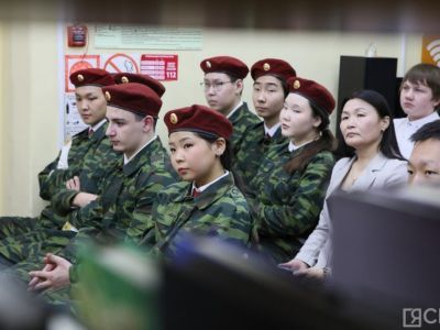 В Якутске читатели библиотеки «Книга-03» встретились с Героем России